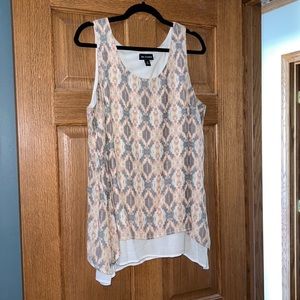 Sleeveless tank top